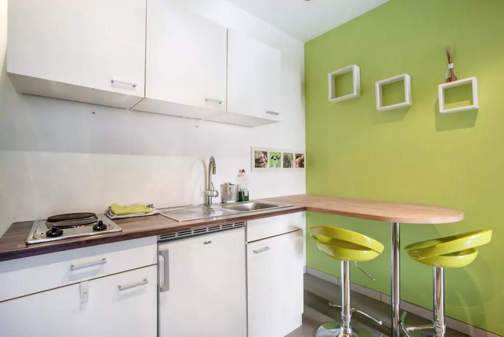 Entertaining Studio Wervik Luaran gambar